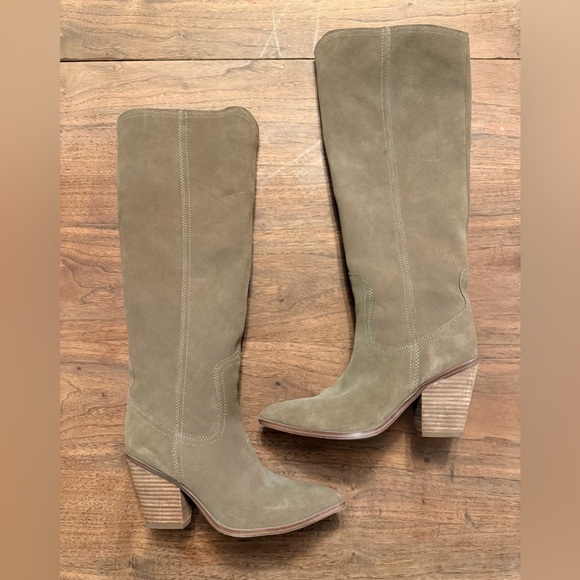 Bandolino Willow Wrangle Waterproof Western Boots - Picture 10 of 12